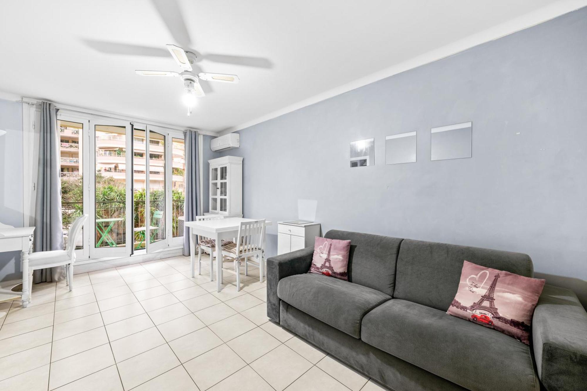Le Landelle - Centre- Climatisation -Proche Gare Sncf Apartment Ментона Екстериор снимка